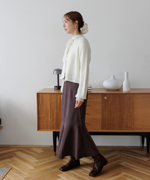 flower（フラワー）の「スエードマーメイドスカート（スカート・レディース・ブラウン/アイボリー・FREE）」の7枚目の写真