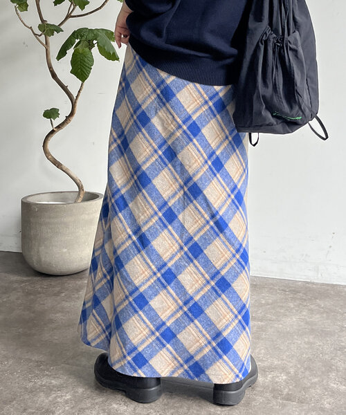 CPCM（シーピーシーエム）の「起毛チェックロングスカート（スカート・レディース・アイボリー/ブラック/グリーン/ネイビー・FREE）」の11枚目の写真