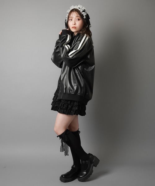 SPINNS(スピンズ)の「リボンレースデザイン シアーハイソックス(ソックス/靴下・レディース・ブラック/ホワイト・ONESIZE)」の8枚目の写真