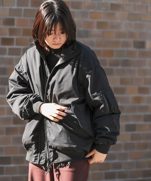 EKAL（エカル）の「撥水ボンバージャケット（ダウンジャケット/コート・レディース・ブラック/グレー・ONE）」の5枚目の写真