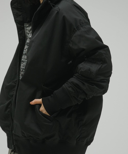 EKAL（エカル）の「撥水ボンバージャケット（ダウンジャケット/コート・レディース・ブラック/グレー・ONE）」の9枚目の写真