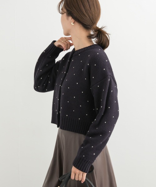 URBAN RESEARCH DOORS（アーバンリサーチドアーズ）の「ドットジャガードニットカーディガン（カーディガン/ボレロ・レディース・ベージュ/ネイビー・MEDIUM）」の15枚目の写真