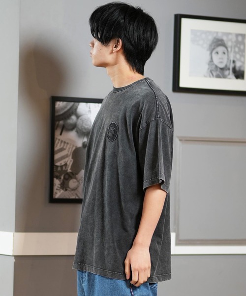 DC(ディーシー)の「DC/ディーシー 半袖シャツ ピグメント加工 オーバーサイズ DST251088(Tシャツ/カットソー・メンズ・ブラック系その他2/ブラック系その他・XL/L/M/XXL)」の4枚目の写真