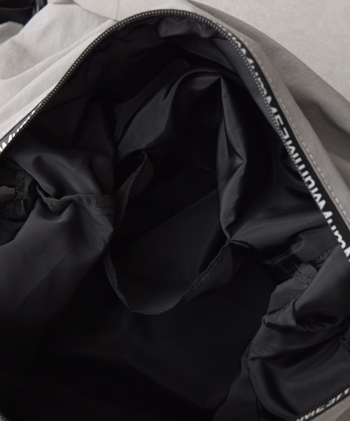CIAOPANIC TYPY（チャオパニックティピー）の「【2025年S/S新作】【MumME】止水ナイロンハーフムーンショルダーBAG（ショルダーバッグ・レディース・ブラック/グレー/オフホワイト・ONE SIZE）」の7枚目の写真