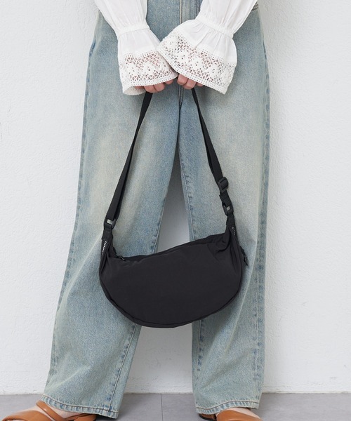 CIAOPANIC TYPY（チャオパニックティピー）の「【2025年S/S新作】【MumME】止水ナイロンハーフムーンショルダーBAG（ショルダーバッグ・レディース・ブラック/グレー/オフホワイト・ONE SIZE）」の21枚目の写真