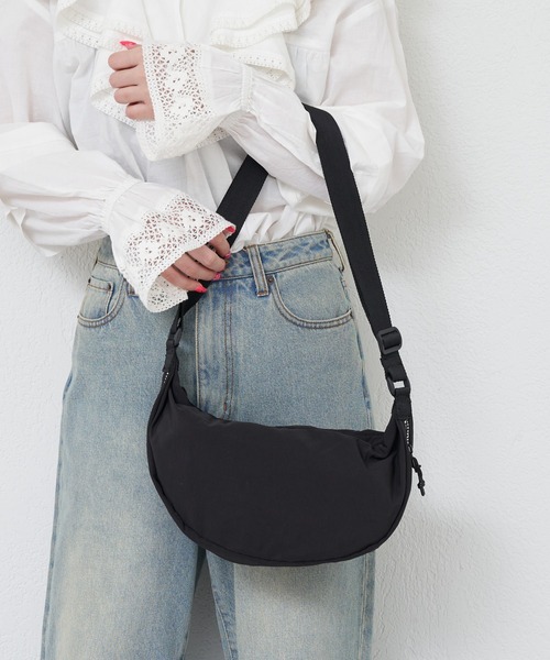 CIAOPANIC TYPY（チャオパニックティピー）の「【2025年S/S新作】【MumME】止水ナイロンハーフムーンショルダーBAG（ショルダーバッグ・レディース・ブラック/グレー/オフホワイト・ONE SIZE）」の20枚目の写真