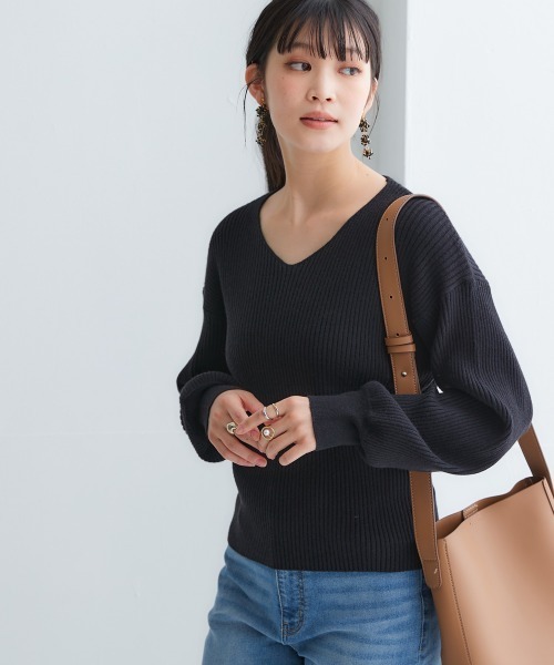 nissen（ニッセン）の「ムースタッチニットVネックリブトップス＜大きいサイズ有＞（ニット/セーター・レディース・オフホワイト/杢グレー/ブラック/ロイヤルブルー/ピンク/ベージュ系・M/S/3L/LL/L）」の7枚目の写真