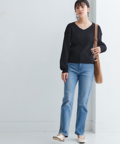 nissen（ニッセン）の「ムースタッチニットVネックリブトップス＜大きいサイズ有＞（ニット/セーター・レディース・オフホワイト/杢グレー/ブラック/ロイヤルブルー/ピンク/ベージュ系・M/S/3L/LL/L）」の9枚目の写真