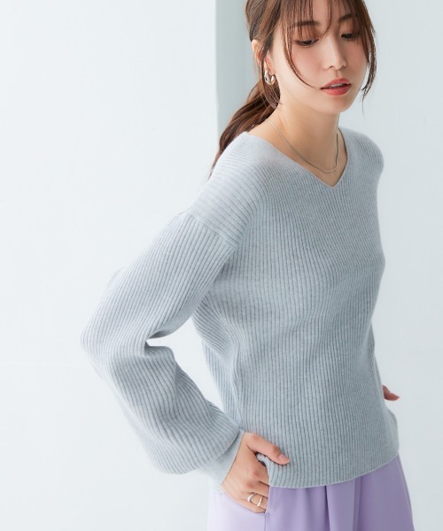 nissen（ニッセン）の「ムースタッチニットVネックリブトップス＜大きいサイズ有＞（ニット/セーター・レディース・オフホワイト/杢グレー/ブラック/ロイヤルブルー/ピンク/ベージュ系・M/S/3L/LL/L）」の17枚目の写真