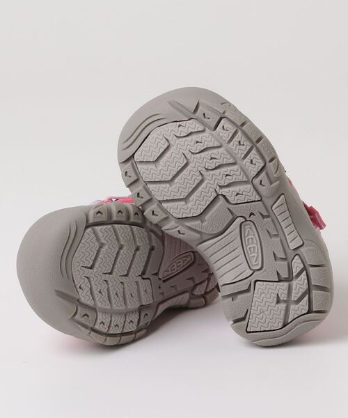 KEEN(キーン)の「NEWPORT H2 / ニューポート エイチツー / キッズ サンダル(サンダル・キッズ・ピンク・18cm/17cm/16cm/15cm/19.5cm/18.5cm)」の3枚目の写真