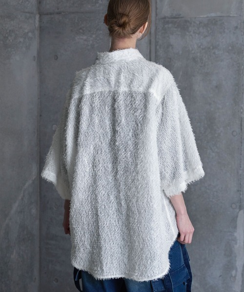 SERACE(セラス)の「【SERACE】Loose silhouette jacquard shaggy sheer short sleeve shirt / ルーズシルエットジャガードシャギーシアー半袖シャツ(シャツ/ブラウス・メンズ・ホワイト/ブラック/グレイッシュブルー・S/L/M)」の4枚目の写真