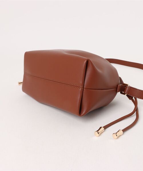 A.P.C.（アーペーセー）の「SAC NINON MINI（ショルダーバッグ・レディース・ブラック/ブラウン系その他/ブルー・ONESIZE）」の5枚目の写真