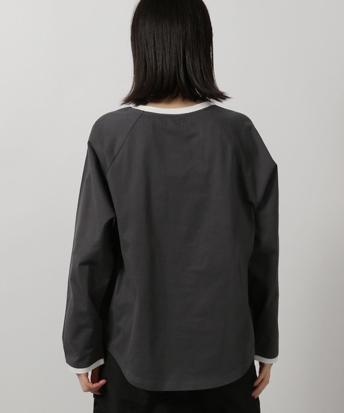 LAKOLE（ラコレ）の「リンガーロゴ長袖T / 318744（Tシャツ/カットソー・レディース・オートミール/チャコール/アイボリー・FREE）」の8枚目の写真