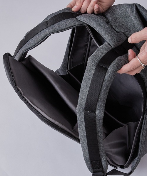 Cote&Ciel（コートエシエル）の「【Cote＆Ciel/コートエシエル】Isar EcoYarn(バックパック)（バックパック/リュック・メンズ・グレー/ブラック・FREE）」の6枚目の写真