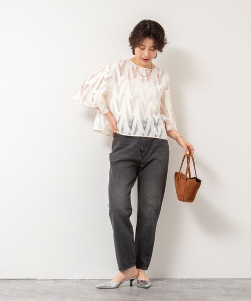 NOLLEY’S Sophi(ノーリーズソフィ)の「《セットアップ対応》キラキラカットジャガード2WAYブラウス(シャツ/ブラウス・レディース・イエロー系その他/ホワイト系その他2・38)」の13枚目の写真