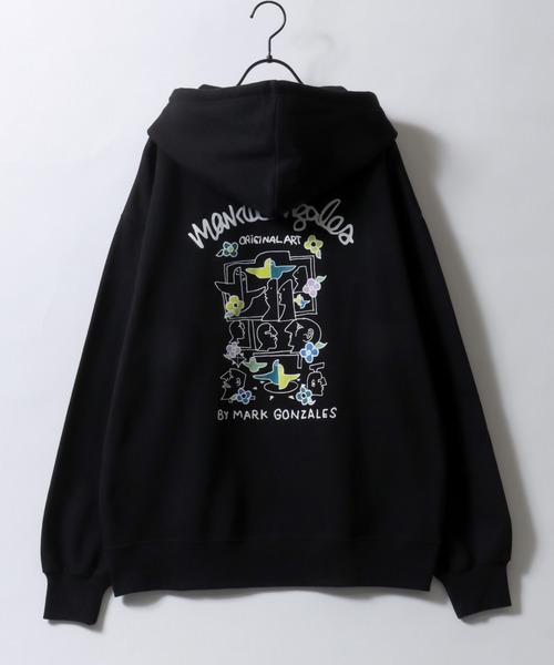 Mark Gonzales（マーク・ゴンザレス）の「MARK GONZALES ARTWORK COLLECTION/マークゴンザレス 別注 ワンポイント刺繍 バックプリント 袖プリント オーバーサイズ 裏起毛 フルジップパーカー フーディー レディース メンズ（パーカー・メンズ・アッシュグレー/ブラック/ホワイト/ホワイト系その他/ブラック系その他/グレー系その他・M/L/XL）」の10枚目の写真
