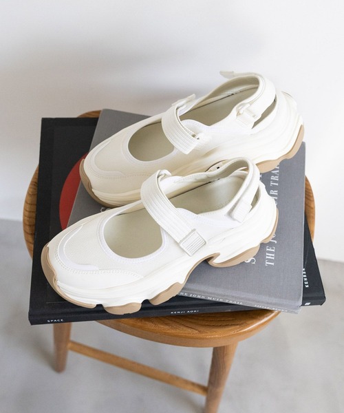 RAGEBLUE（レイジブルー）の「メッシュスニーカーサンダル（サンダル・レディース・ホワイト/ブラック・MEDIUM/LARGE）」の4枚目の写真