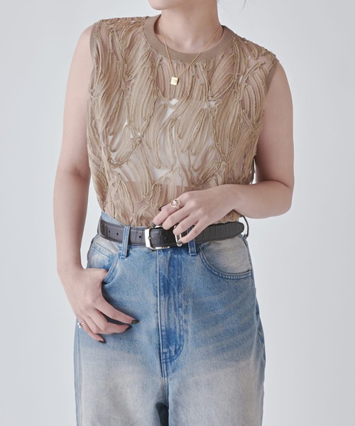 Lui's（ルイス）の「刺繍レースタンクトップ（Tシャツ/カットソー・レディース・ベージュ/ピンク/ブラック/アイボリー/ライトグレー・FREE）」の4枚目の写真