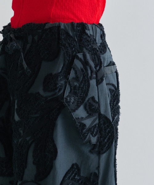 TAAKK（ターク）の「【TAAKK/ターク】PARACHUTE PANTS/パラシュートパンツ（その他パンツ・レディース・ブラック/ホワイト・2/1）」の9枚目の写真