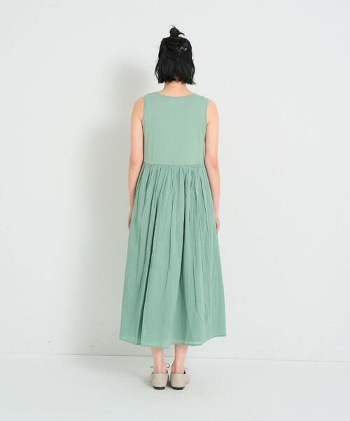 conges payes ADIEU TRISTESSE(コンジェ ペイエ アデュートリステス)の「◆2重布帛ノースリーブワンピース(ワンピース・レディース・サックスブルー/グリーン/パープル/ブラック・FREE)」の16枚目の写真