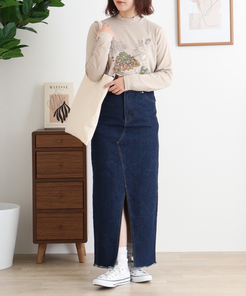 BRODIAEA(ブローディア)の「BRODIAEA ハイネックカットソー カラフル刺繍 スーパープレミアサーモ(Tシャツ/カットソー・レディース・ピンク/ブラック/オリーブ/チャコールグレー/ネイビー/ベージュ・40)」の19枚目の写真