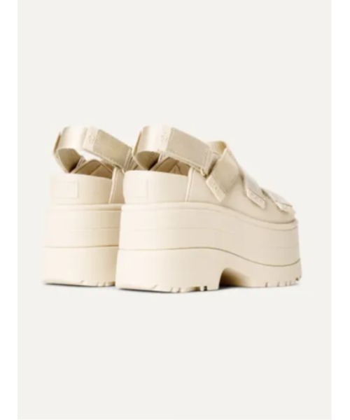 国内完売アグ UGG ゴールデンライズ人気のWhite 22センチ 新品未使用 限定展開 UGG/アグ W GOLDENRISE/ゴールデンライズ（サンダル