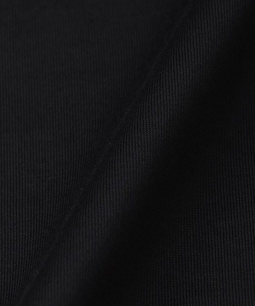 CINOH(チノ)の「REFINAコンパクトTシャツ(Tシャツ/カットソー・レディース・ベージュ系その他/サックスブルー系/ブラック/オフホワイト・40/38/36)」の9枚目の写真