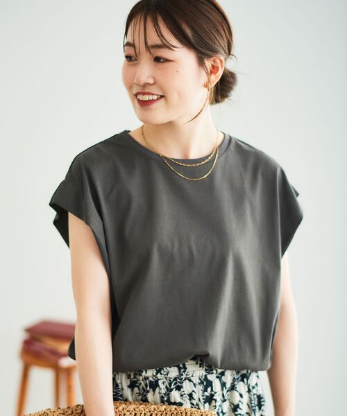 le.coeur blanc(ルクールブラン)の「コットンタックショルダーTシャツ(Tシャツ/カットソー・レディース・パープル/オフホワイト/ダークグレー/ブラック/サックスブルー・38)」の12枚目の写真