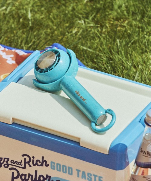 niko and...（ニコアンド）の「【FIZZ&RICH PARLOR】ペルチェファン（アウトドアグッズ・レディース・ブルー/オフホワイト・0）」の20枚目の写真