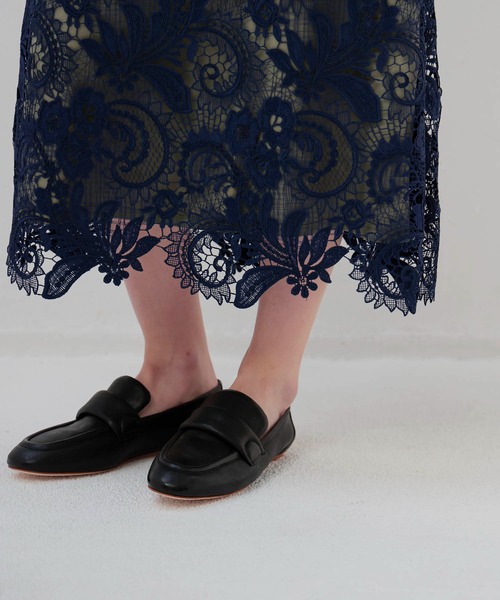 DRESSLAVE（ドレスレイブ）の「motief lace midi skirt(モチーフレースミディスカート)（スカート・レディース・ホワイト/ネイビー・38/36）」の6枚目の写真