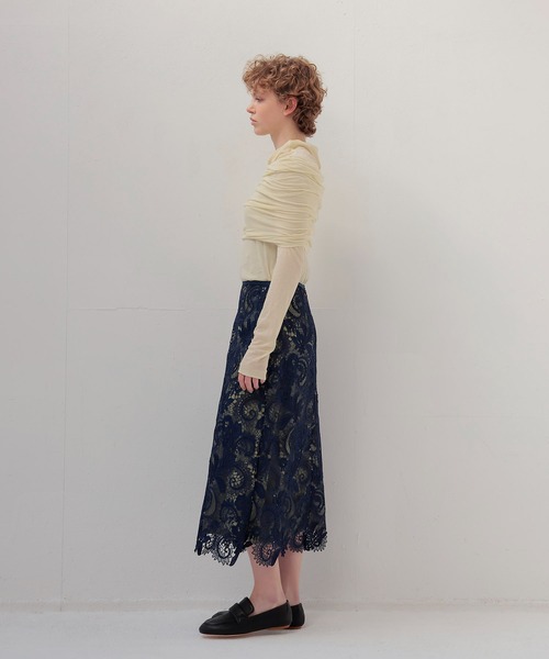 DRESSLAVE（ドレスレイブ）の「motief lace midi skirt(モチーフレースミディスカート)（スカート・レディース・ホワイト/ネイビー・38/36）」の9枚目の写真