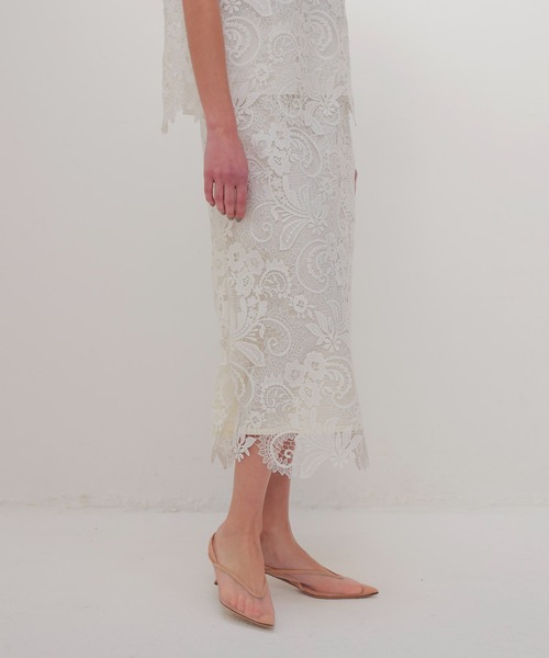 DRESSLAVE（ドレスレイブ）の「motief lace midi skirt(モチーフレースミディスカート)（スカート・レディース・ホワイト/ネイビー・38/36）」の12枚目の写真
