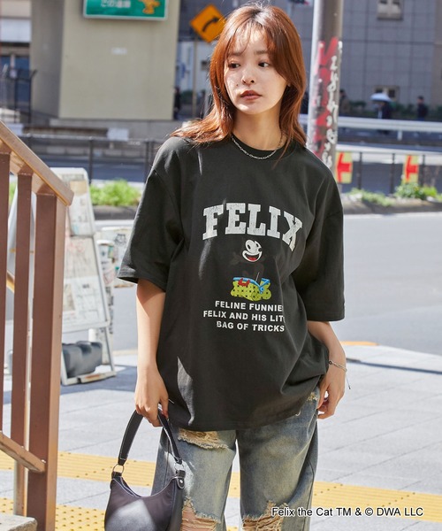 MONCLER×FELIX コラボ Tシャツ 刺繍 ブラック XLサイズ MONCLER×FELIX コラボ Tシャツ 刺繍 ブラック XLサイズ MONCLER×FELIX