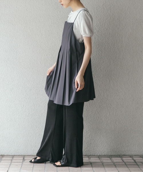 KBF（ケイビーエフ）の「タックプリーツミニワンピース（ワンピース・レディース・チャコールグレー/ブラウン/ベージュ・ONE）」の6枚目の写真