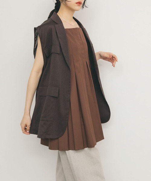 KBF（ケイビーエフ）の「タックプリーツミニワンピース（ワンピース・レディース・チャコールグレー/ブラウン/ベージュ・ONE）」の21枚目の写真