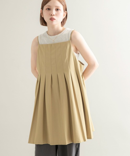 タグ付き新品　KBF　 タックプリーツミニワンピース ケービーエフ KBF タックプリーツミニワンピース （BROWN