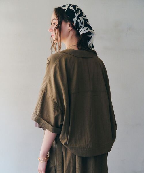 直営店買付★  スペッサ クロップドジャケット ZARA - 【完売品】ZARA ゴールドボタン クロップド ジャケット