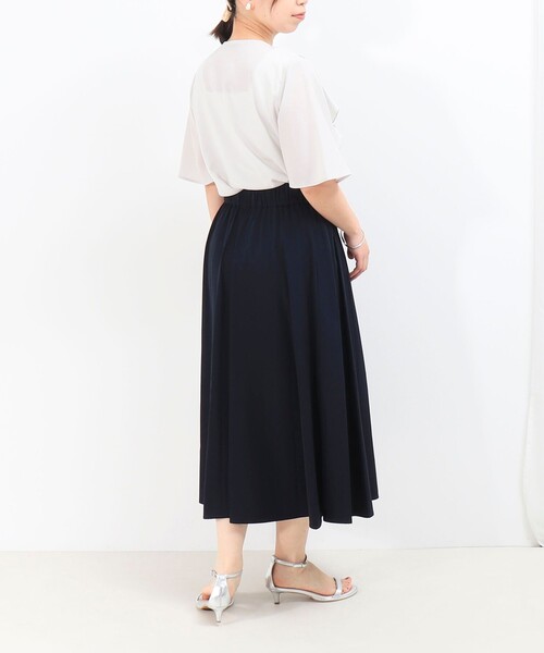 MICO COULIER（ミコクリエ）の「ナイロンストレッチスカート（スカート・レディース・キナリ/ネイビー・38/36）」の12枚目の写真