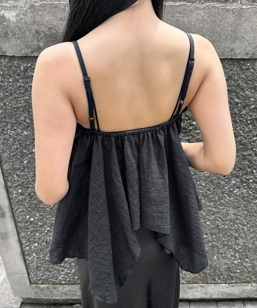 LVEU.（ラブユ.）の「【LVEU.】フリルキャミビスチェ / トップス キャミソール キャミ フリル ワッシャー くしゅくしゅ ビスチェ レイヤード ブラック ZOZOTOWN限定（キャミソール・レディース・ブラック・FREE）」の8枚目の写真