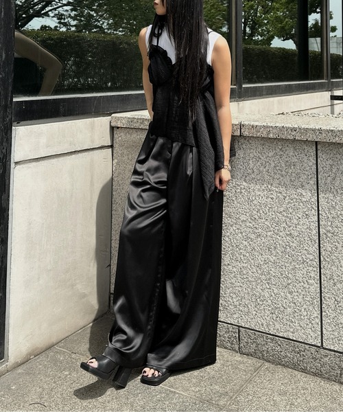 LVEU.（ラブユ.）の「【LVEU.】フリルキャミビスチェ / トップス キャミソール キャミ フリル ワッシャー くしゅくしゅ ビスチェ レイヤード ブラック ZOZOTOWN限定（キャミソール・レディース・ブラック・FREE）」の12枚目の写真