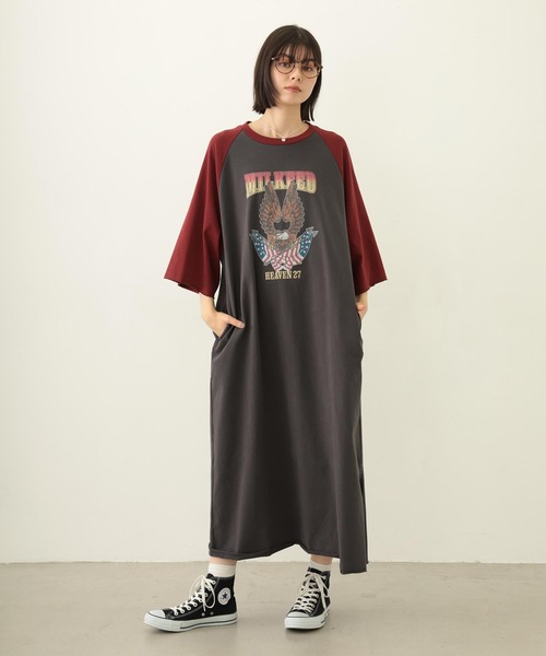 MILKFED.（ミルクフェド）の「EAGLE B/B TEE DRESS（ワンピース・レディース・オートミール/チャコール/ネイビー・ONE SIZE）」の4枚目の写真