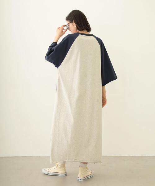 MILKFED.（ミルクフェド）の「EAGLE B/B TEE DRESS（ワンピース・レディース・オートミール/チャコール/ネイビー・ONE SIZE）」の12枚目の写真