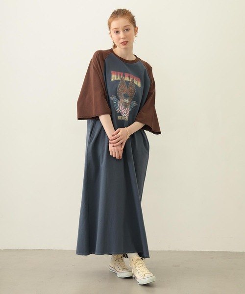 MILKFED.（ミルクフェド）の「EAGLE B/B TEE DRESS（ワンピース・レディース・オートミール/チャコール/ネイビー・ONE SIZE）」の17枚目の写真