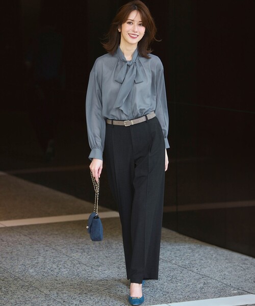 23区（ニジュウサンク）の「メタルループ ベルト（ベルト・レディース・ブラック系9/ダークブラウン系9/ブラック系/ベージュ系・44/38/32）」の8枚目の写真