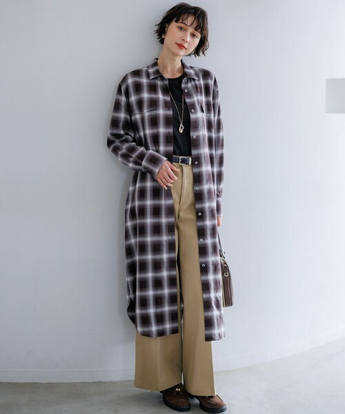 23区(ニジュウサンク)の「メタルループ ベルト(ベルト・レディース・ブラック系9/ダークブラウン系9/ブラック系/ベージュ系・44/38/32)」の17枚目の写真