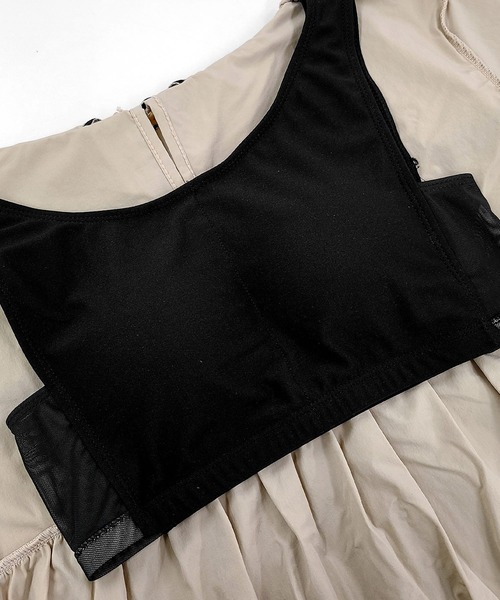 TeddyShop（テディショップ）の「【UVカット率99％以上】レディース水着 長袖パイピングダブルフリルビッグカラーラッシュガードトップス（ラッシュガード・レディース・ホワイト/ベージュ/ブラック・LL/M/L/S）」の14枚目の写真