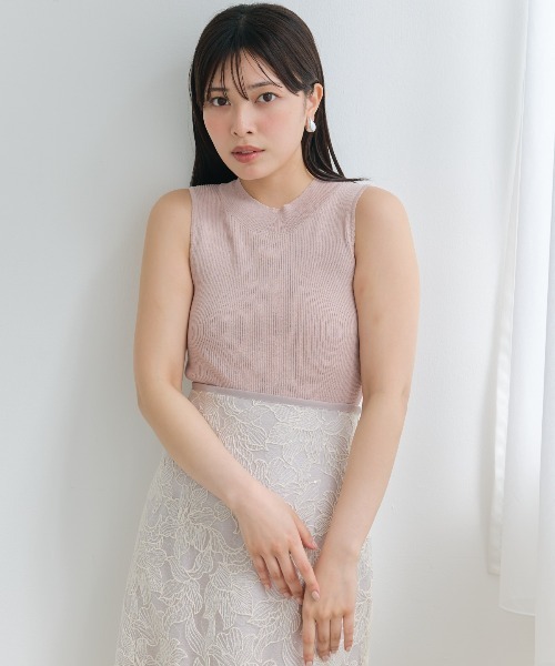AND COUTURE（アンドクチュール）の「ラメノースリトップス（ニット/セーター・レディース・オフホワイト/ベージュ/ピンク/ライトグレー/ブラック・FREE）」の11枚目の写真