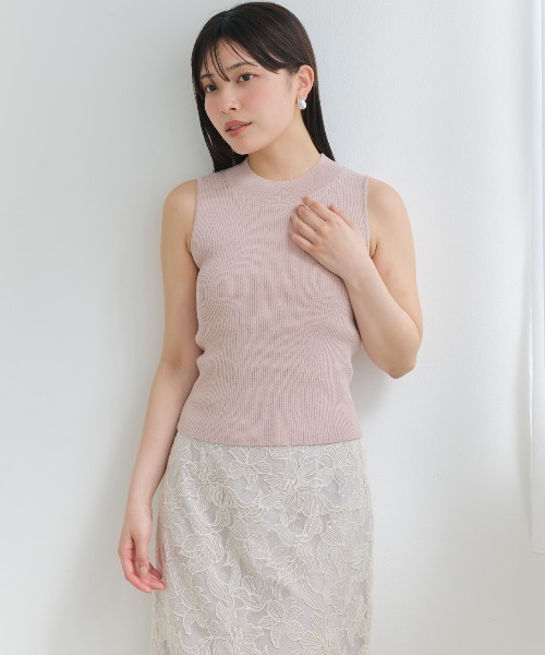 AND COUTURE（アンドクチュール）の「ラメノースリトップス（ニット/セーター・レディース・オフホワイト/ベージュ/ピンク/ライトグレー/ブラック・FREE）」の12枚目の写真