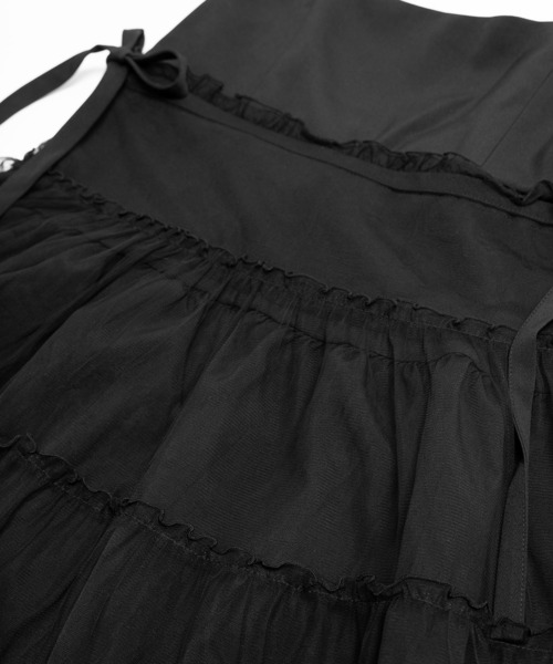 PUNYUS(プニュズ)の「チュールレイヤードキャミワンピース(ワンピース・レディース・アイボリー/ブラック/サックスブルー・1/2/3/4)」の10枚目の写真