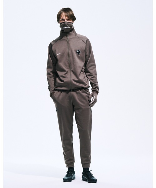 F.C.Real Bristol(エフシーレアルブリストル)の「STRETCH FLEECE STAND COLLAR BLOUSON(ブルゾン・メンズ・モカ/ブラック・SMALL/XX-LARGE/X-LARGE/LARGE/MEDIUM)」の4枚目の写真
